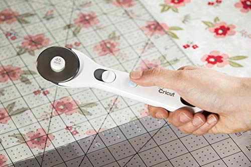 Cricut Rotary Cutter - Rotary Cutter for Fabric, Sewing and Quilting Projects - Compatible For Both Right- and Left-Handed Use - [45mm] Cricut