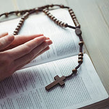 Hicarer Cross Charm Mini Wood Cross Charm Wooden Cross Pendant Hanging Ornament for Men, Women DIY Necklace Bracelet Earring Jewelry Craft Making Hicarer