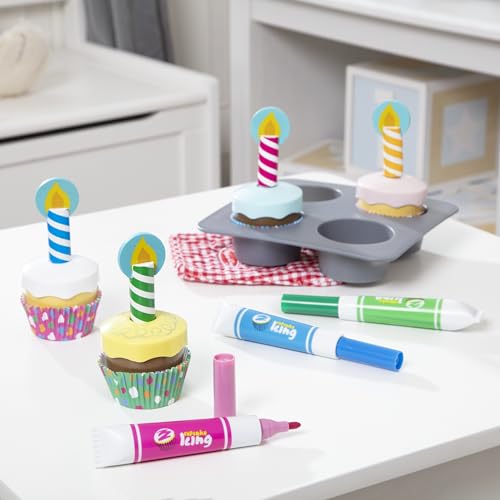 Melissa & Doug Bake and Decorate Wooden Cupcake Play Food Set Melissa & Doug