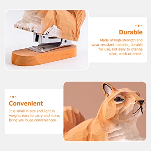 Stapler Set 1PC Wooden Animal Stapler, Squirrel Staplers for Desk, Squirrel Desktop Stitcher Handmade Wood Carving Statue Sculpture for Office Zerodeko
