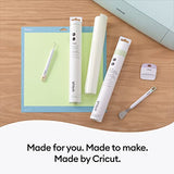 Cricut Iron On Glow in The Dark Vinyl, Strong & Durable Adhesive Vinyl, Easy to Weed & Apply, Perfect for Making Costumes & Designing Cool T-Shirts, Cricut