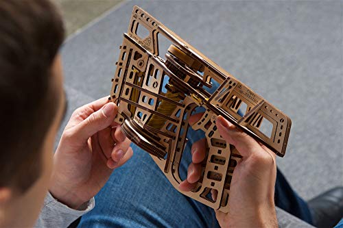 UGEARS Mechanical Wooden 3D Puzzle Model Flight Starter Set