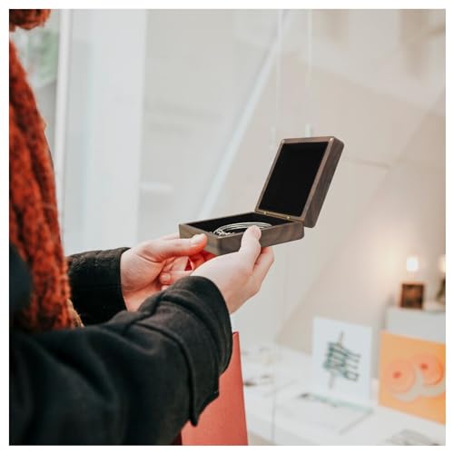 WisePoint Bracelet Boxes, Wood Bracelet Holder Bracelet Gift Box, Square Bracelet Display Case Jewelry Gift Boxes for Bracelets, Vintage Jewelry WisePoint