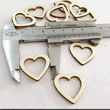 200Pcs Hollow Heart Shape Wood Craft, Unfinished Wooden Heart Cutout Shape Natural Hand-Made Home Decoration Wooden Embellishments 10-30mm(200Pcs) HEEPDD