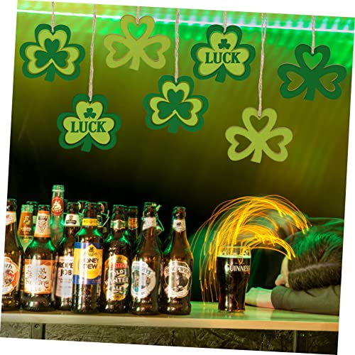 30pcs Small Pendant Ireland Ornament Present Labels Present Ornaments Leaf Wood Slices St Patricks Day Cutout Shamrock Pendants DIY Shamrocks Cutouts PRETYZOOM