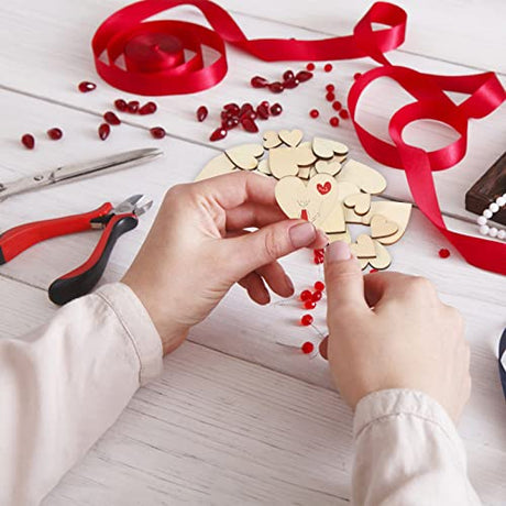 DERAYEE 100Pcs Unfinished Wooden Hearts for Crafts, Assorted Size Cutout Blank Wood for Valentines Day Christmas Wedding Party DIY Ornaments DERAYEE