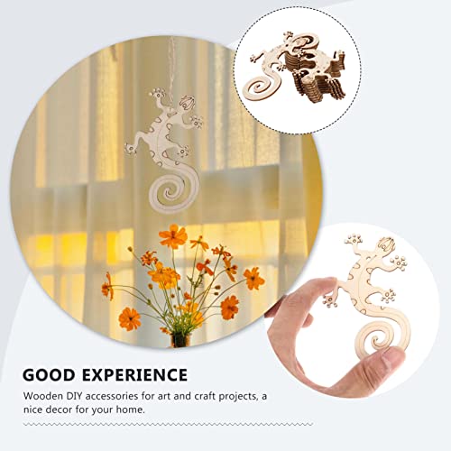 Sewroro Wooden Toys Wooden Flowers 50 Sets Wooden Lizard Cutout Lizard Shape Unfinished Wood Craft Cutouts Wood Gecko to Paint with Ropes for Arts Sewroro