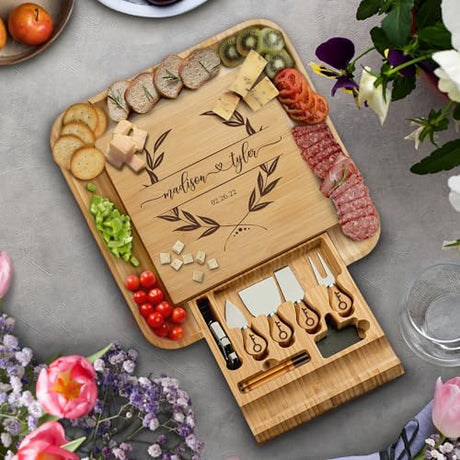 Personalized Cheese Board and Charcuterie Board: Custom Engraved Serving Platter - Unique Valentine's Day Gift, Wedding Gifts, Housewarming Gift Bambüsi