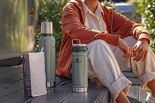 Stanley Classic Vacuum Insulated Wide Mouth Bottle - Hammertone Green - BPA-Free 18/8 Stainless Steel Thermos for Cold & Hot Beverages - 1.5 QT STANLEY