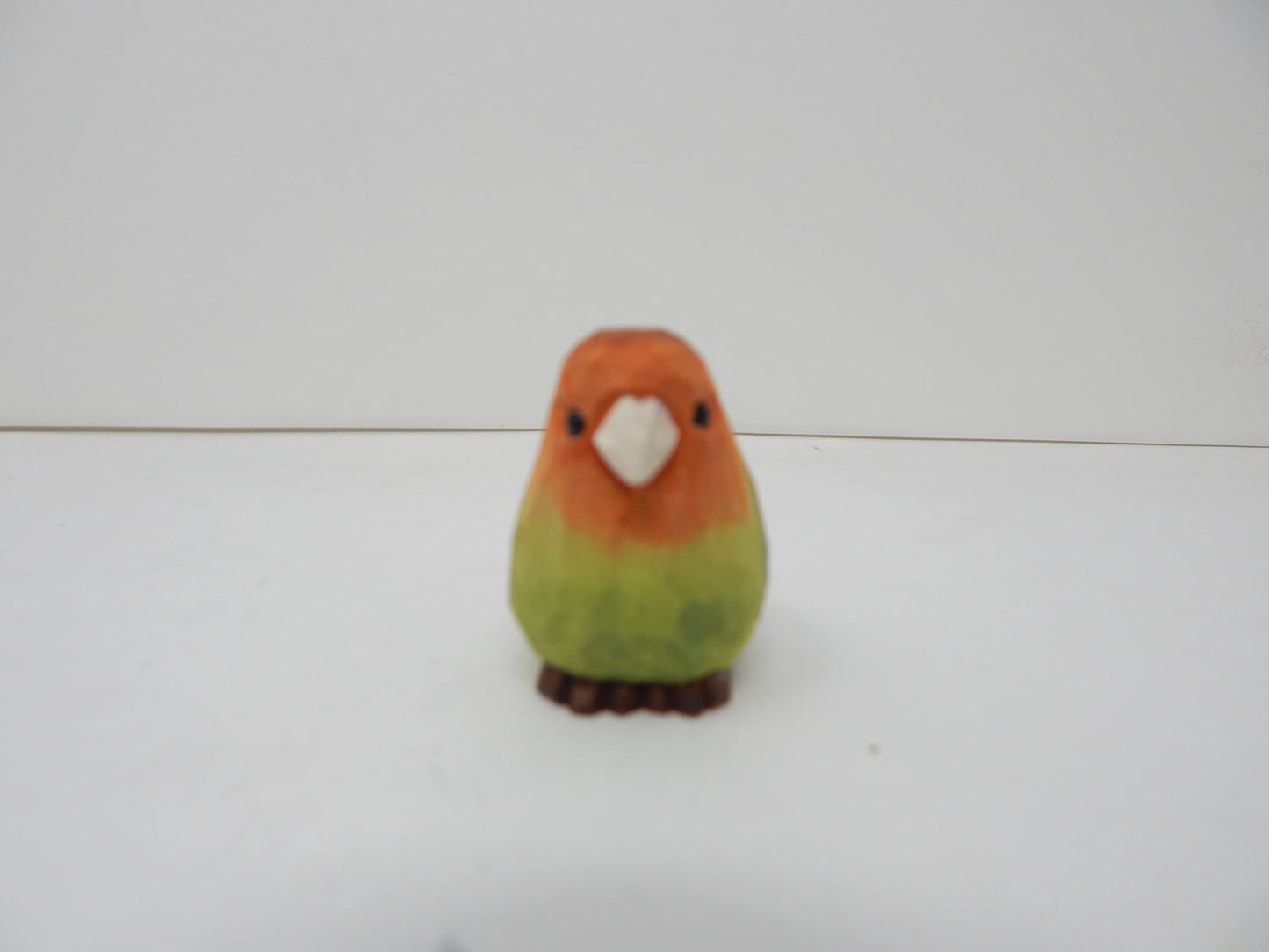 Selsela Lovebird Wood Figurine Parrot Statue Sculpture Ornament Decor Miniature Art Carve Small Animal - WoodArtSupply