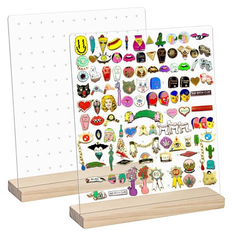 JUXYES Pack of 2 Clear Acrylic Enamel Pin Display Stand with Wooden Base, Tabletop Pin Organizer Display Storage Stand, Enamel Pin Display Holder for JUXYES