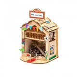 PlayMonster Craft-Tastic — Make A Bug Hotel — DIY Nature Craft Kit — No Tools Needed — Decorate Your Hotel with Stickers — Ages 4+ with Help PlayMonster