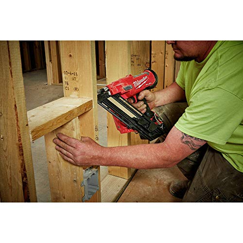 Milwauke M18 FUEL 30-Degree Framing Nailer (Tool Only) New