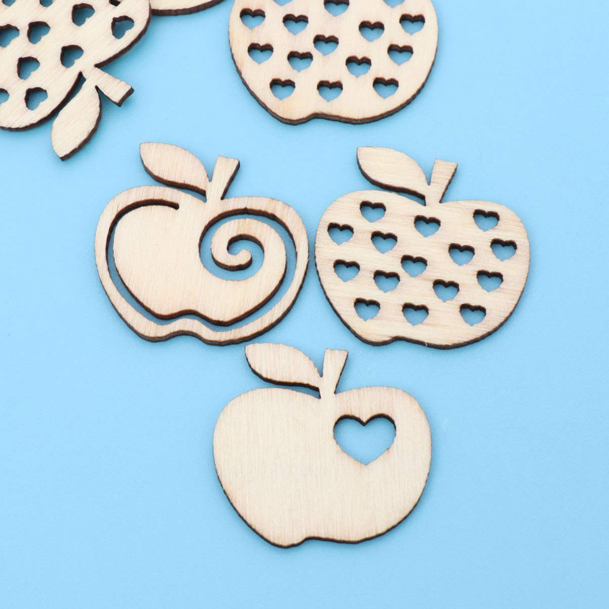 Amosfun 100pcs Wooden Apple Cutout Unfinished Mini Wood Apple Pieces Slice Centerpiece Embellishment for Xmas Wedding Birthday Table Decor DIY Craft Amosfun