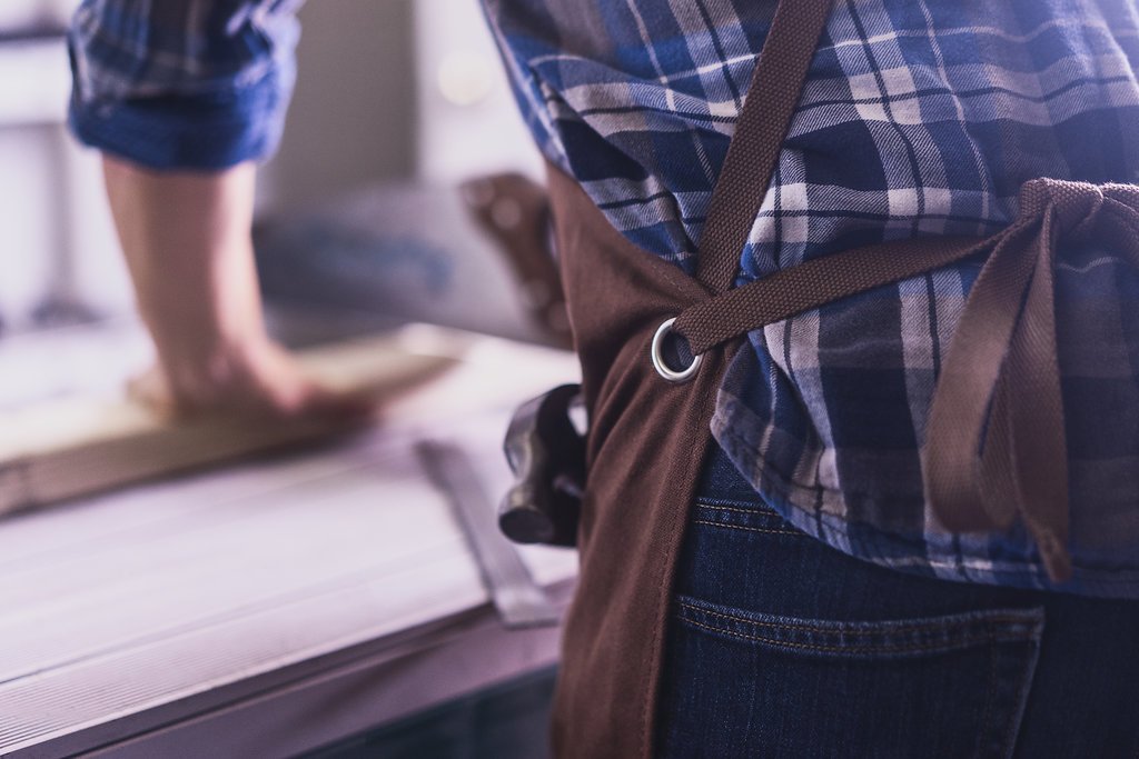 Texas Canvas Wares Woodworking Apron, Heavy Duty Waxed Canvas Work Apron With Pockets - M-XL Shop Apron for Men with Double Stitching, and Comfy Texas Canvas Wares