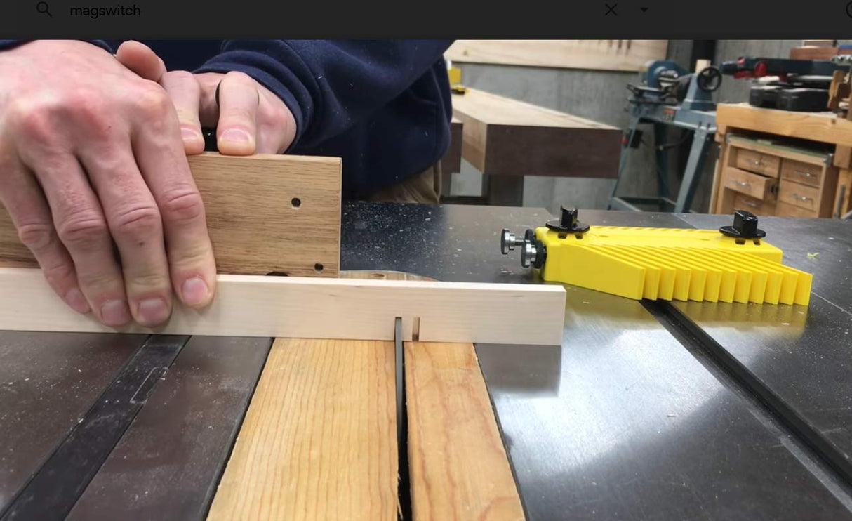 Magswitch - 8110015 Table Featherboard Universal Model, Yellow Magswitch