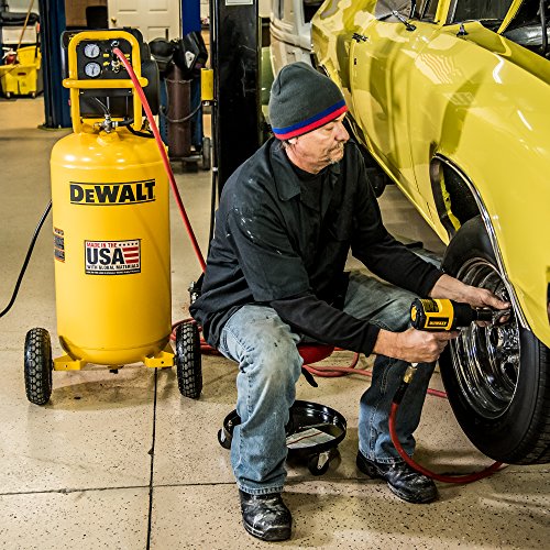 DEWALT DXCM271.COM 27 Gal. 200 PSI Portable Air Compressor DEWALT