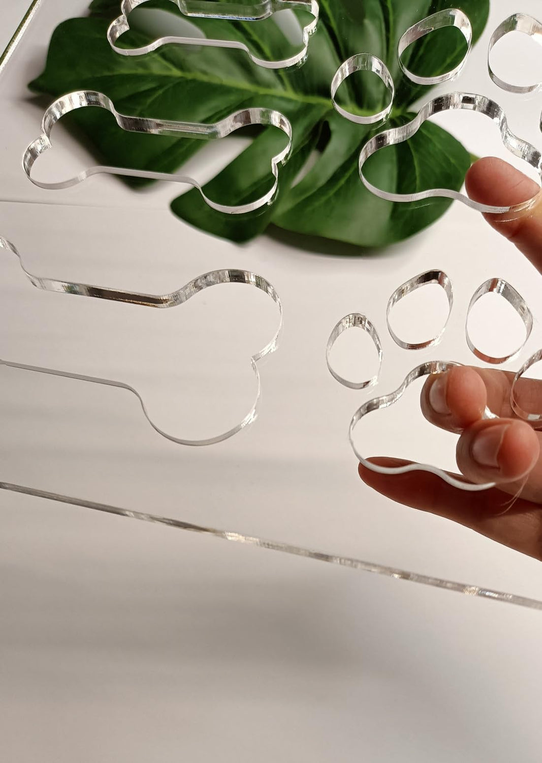 Paw Print Template,Dog Bone&Paw Inlay Acrylic Router Template,Clear Acrylic Template,Acrylic Router Template (7.75x7.75") Yuxuanish