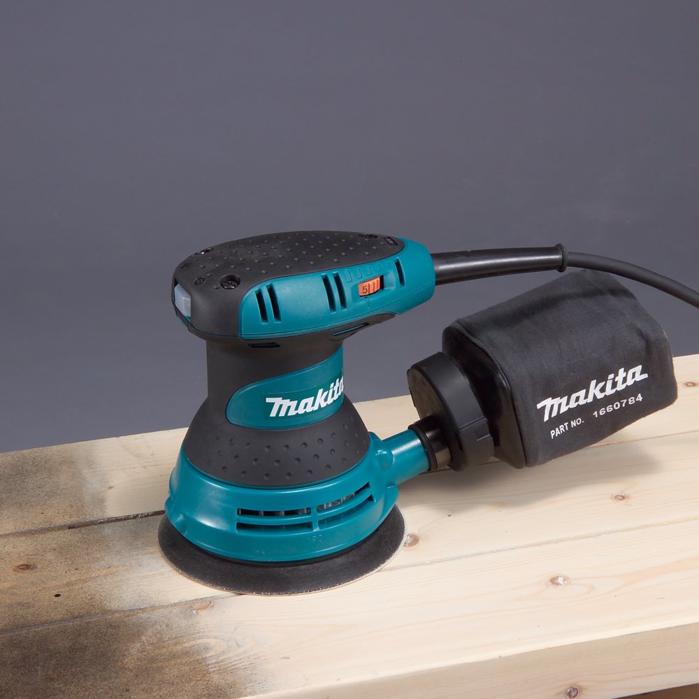 Makita BO5031K 5" Random Orbit Sander, variable speed, with Tool Case Makita
