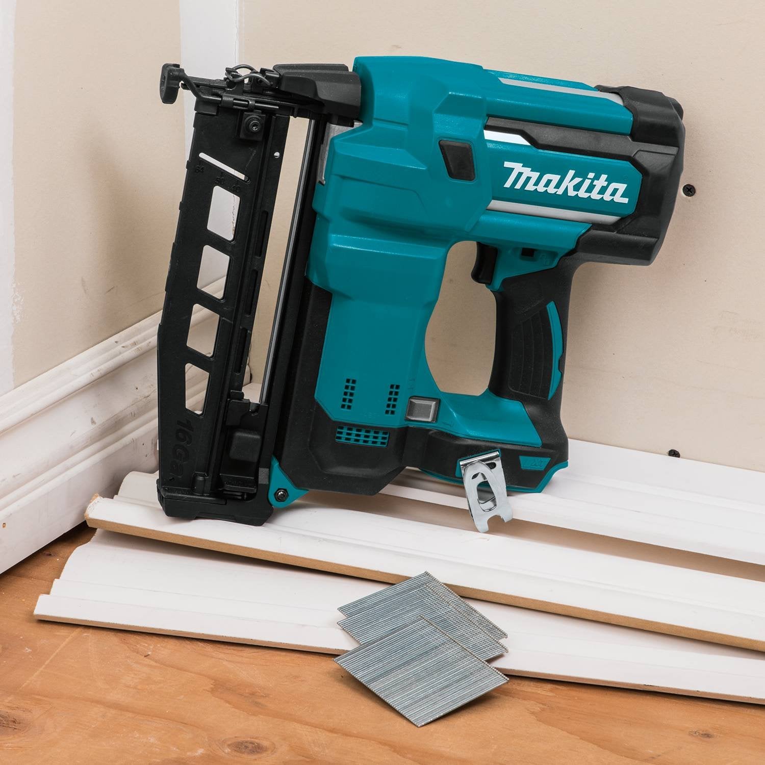 Makita XNB02Z 18V LXT Straight Finish Nailer, 16 Gauge, 2-1/2" - WoodArtSupply