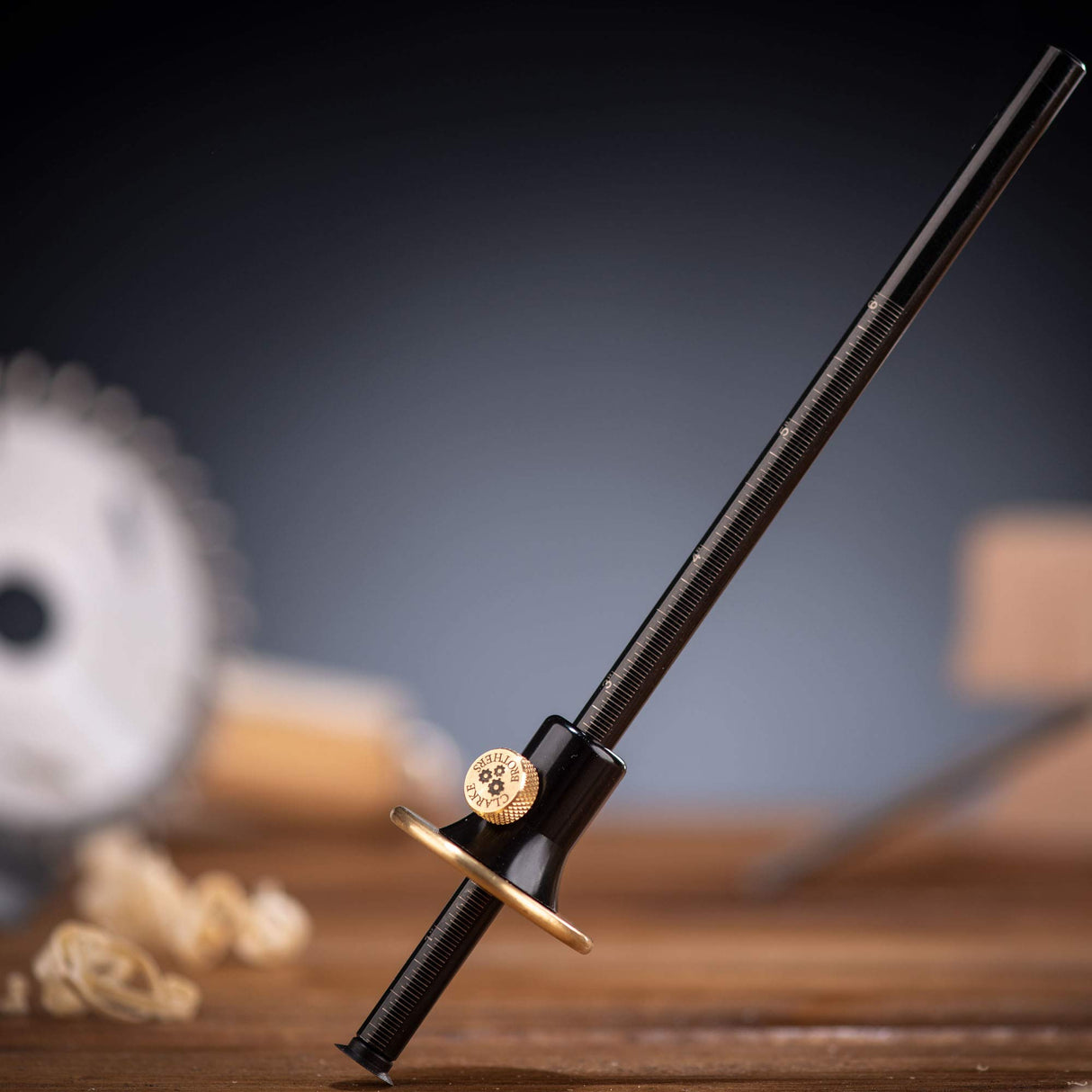 TUMEYET Wheel Marking Gauge - Woodworking Scriber Kit With 2 Replacement Cutters Wood Tools Graduated Inch & MM Scale Solid Metal Bar Scribe Tool For clarke Brothers