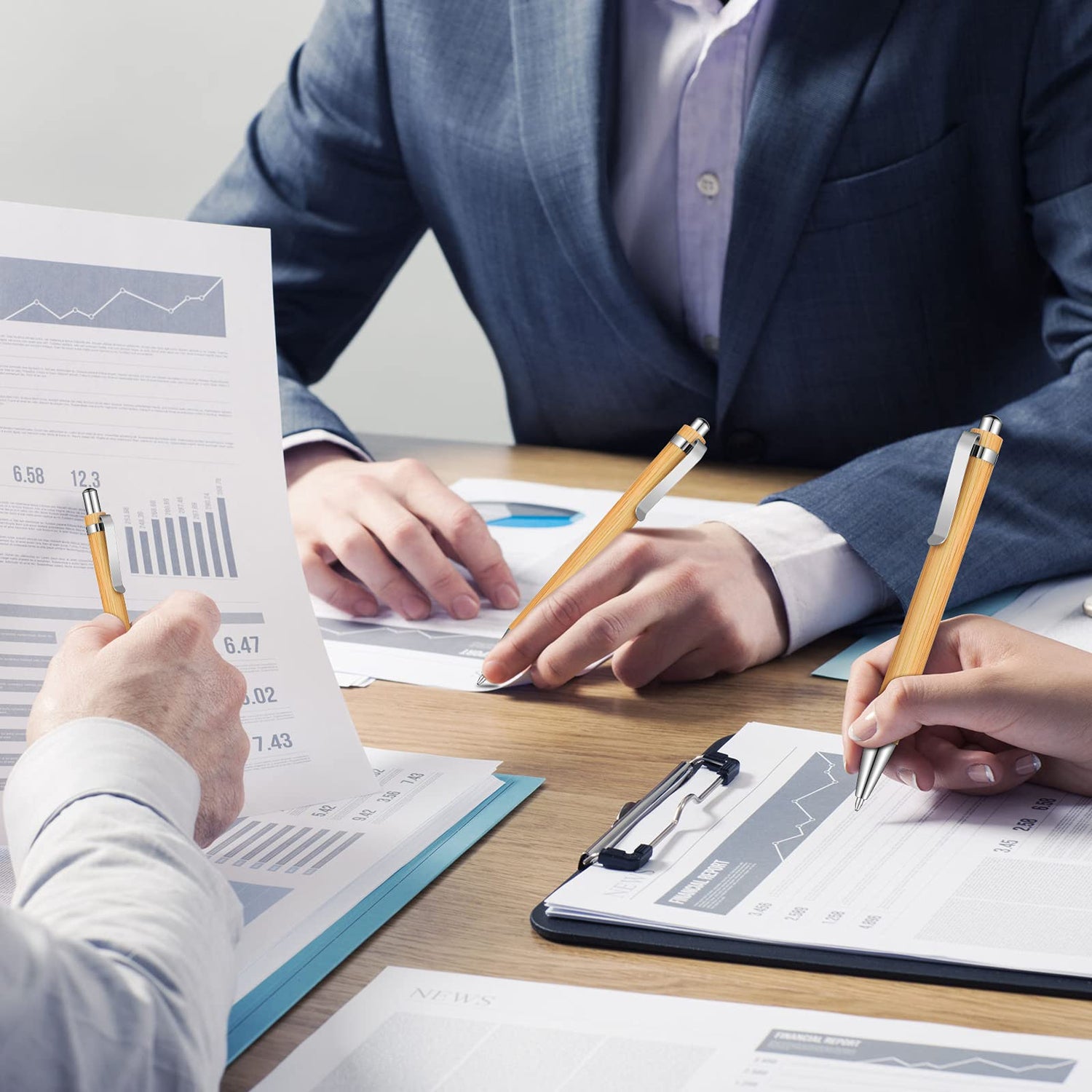 Bamboo Wooden Retractable Ballpoint Pen Black Ink 1 mm Pens Engraved Journaling Pen Refills Products Set Pens for Gifts Writing Office School Outus