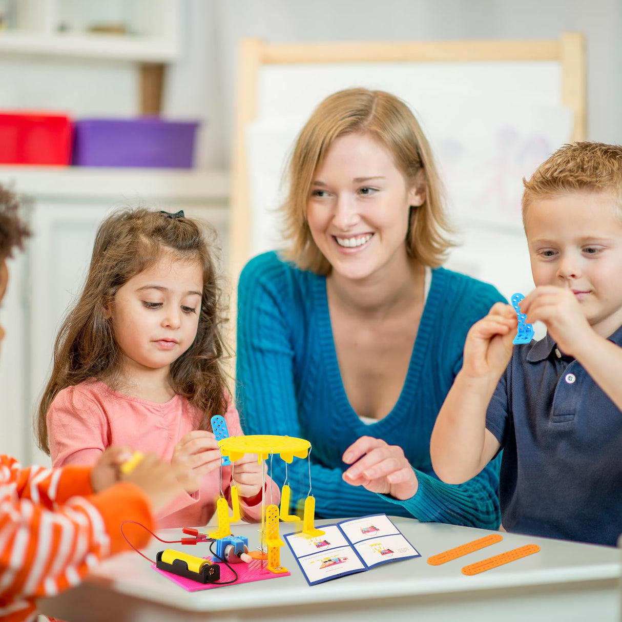 STEM Kit for Girls, Kids Crafts 8-12 Boys, Science Projects Activities Electronic Building Kits 6-8, 4-in-1 Craft Sets for Girl Engineering Toys, DIY BeAndge