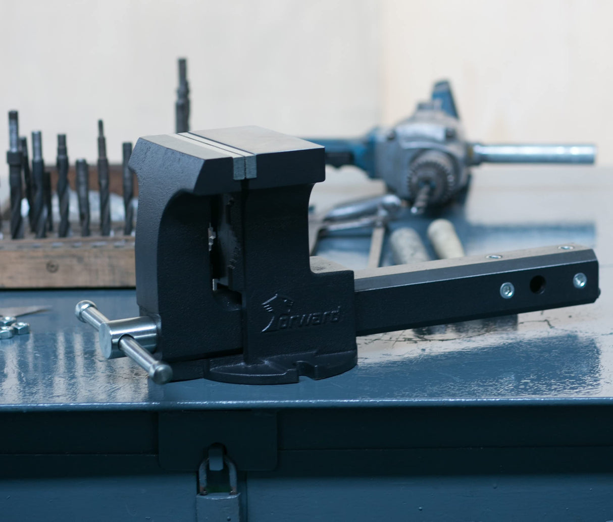 Forward 1705A 6-Inch Hitch Vise Truck Bench Vise Mount Trailer Fits 2" Hitch Receiver Forward