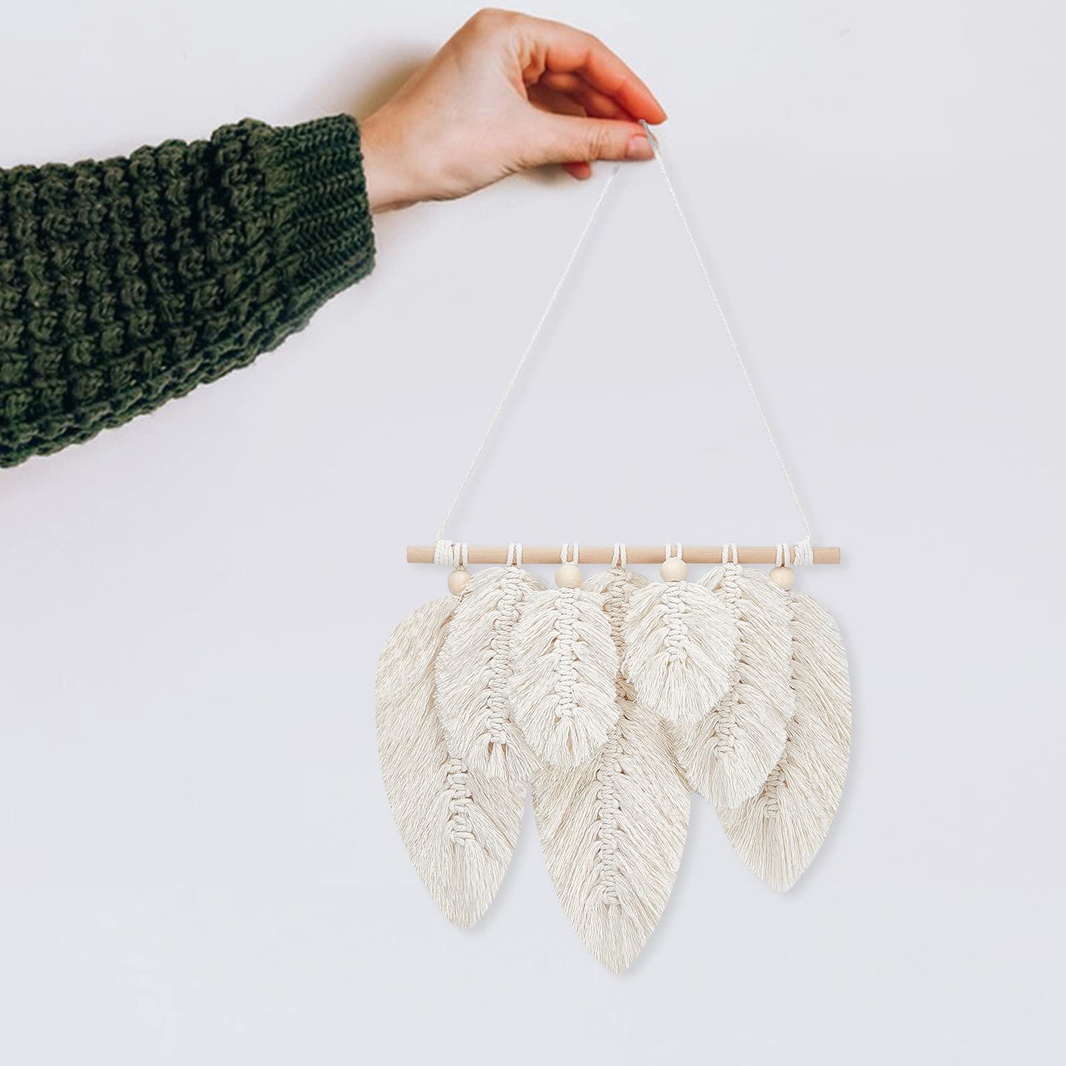 FREEBLOSS 2 Set DIY Macrame Leaf Wall Hanging Kit Macrame Feather 100M Macrame Cord and 20Pcs Wooden Beads Boho Macrame Wall Hanging Decor Macrame FREEBLOSS