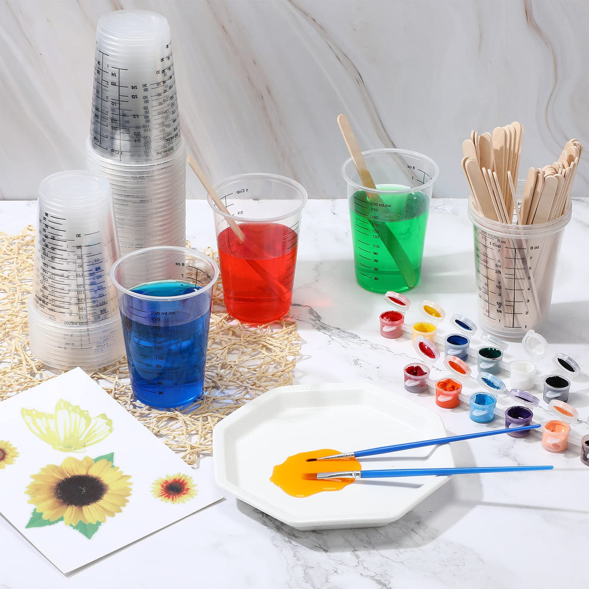 300 Pack 8 oz Disposable Measuring Cups Clear Plastic Measuring Cups with 300 Wooden Mixing Sticks Resin Mixing Cup Liquid Measuring Cups for Epoxy Gerrii