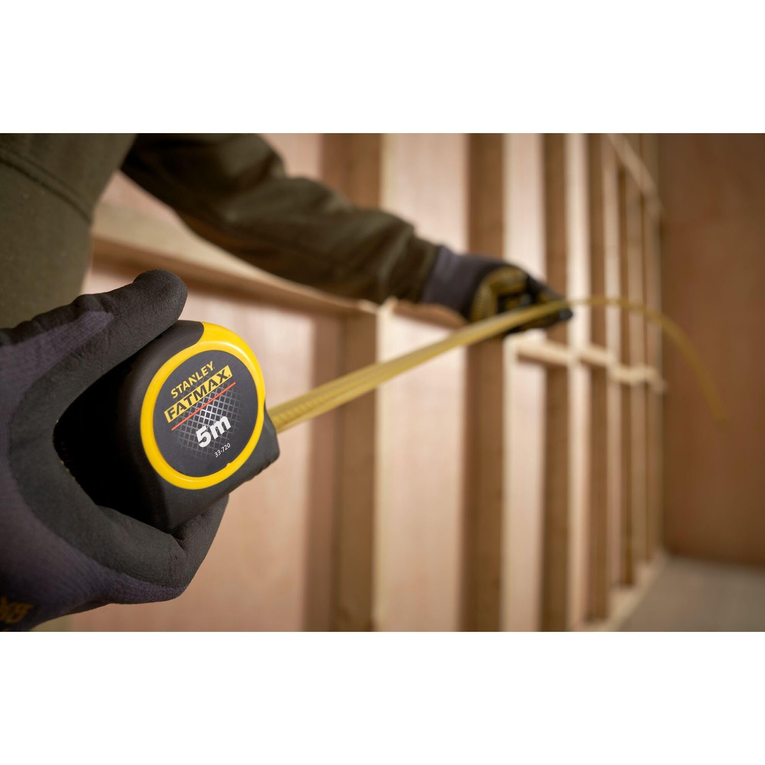 STANLEY FATMAX Tape Measure Blade Armor 5 M Metric Shock Resistant with Mylar Coating and Cushion Grip 0-33-720 Stanley