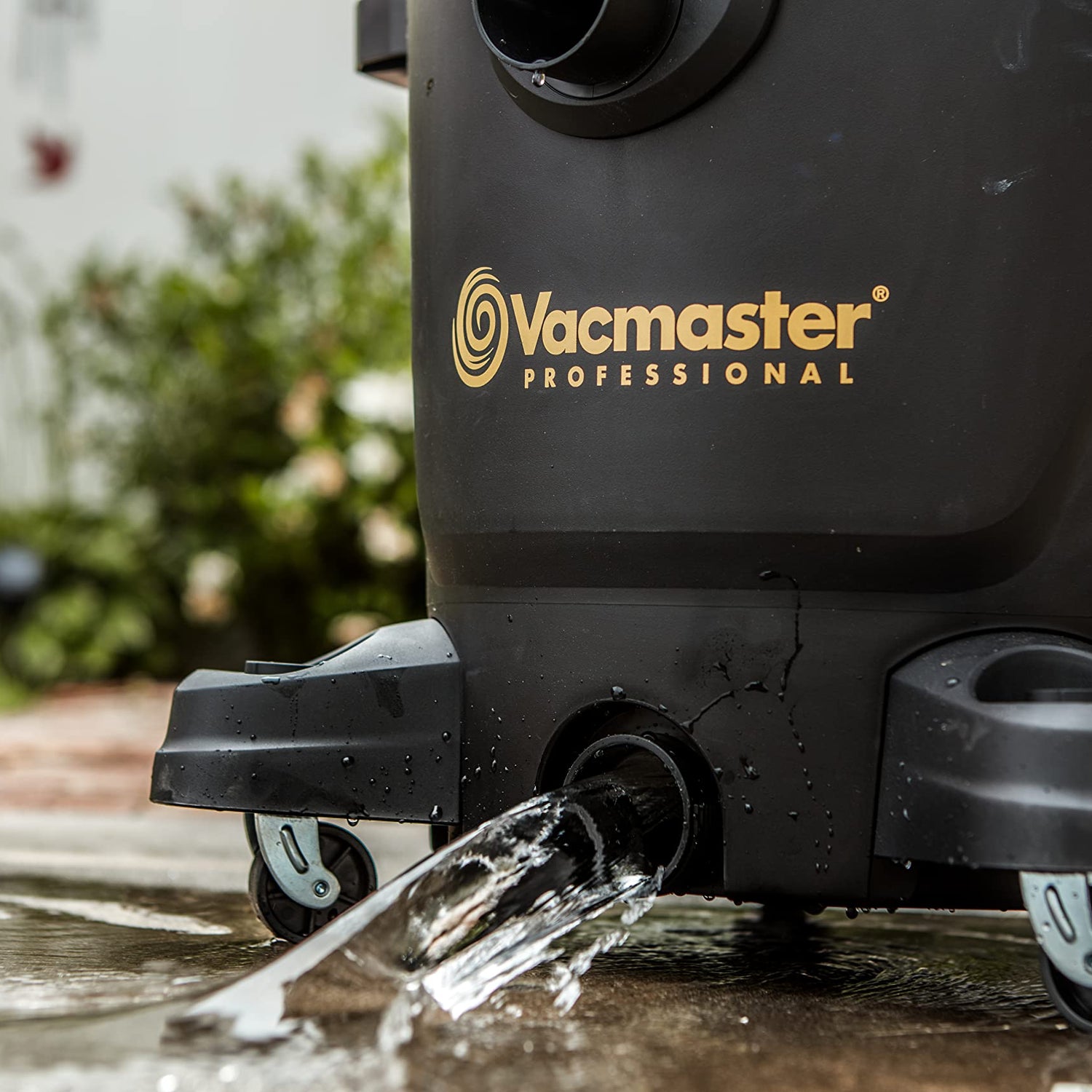 Vacmaster Professional - Wet/Dry Vac, 16 Gallon, Beast Series, 6.5 HP 2-1/2" Hose (VJH1612PF0201), Black Vacmaster