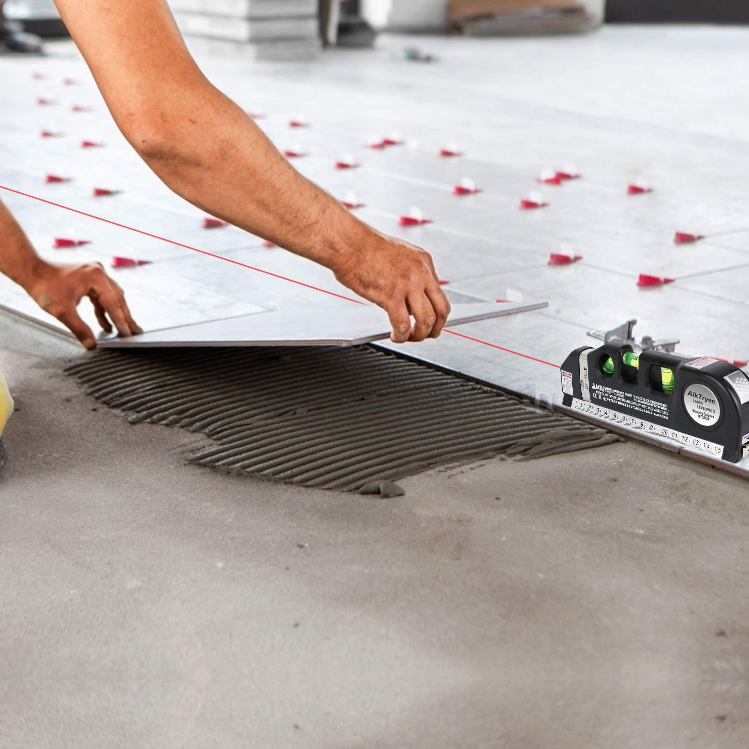 Laser Level Line Tool, Multipurpose Laser Level Kit Standard Cross Line Laser leveler Beam Tool with Metric Rulers 8ft/2.5M for Picture Hanging AikTryee