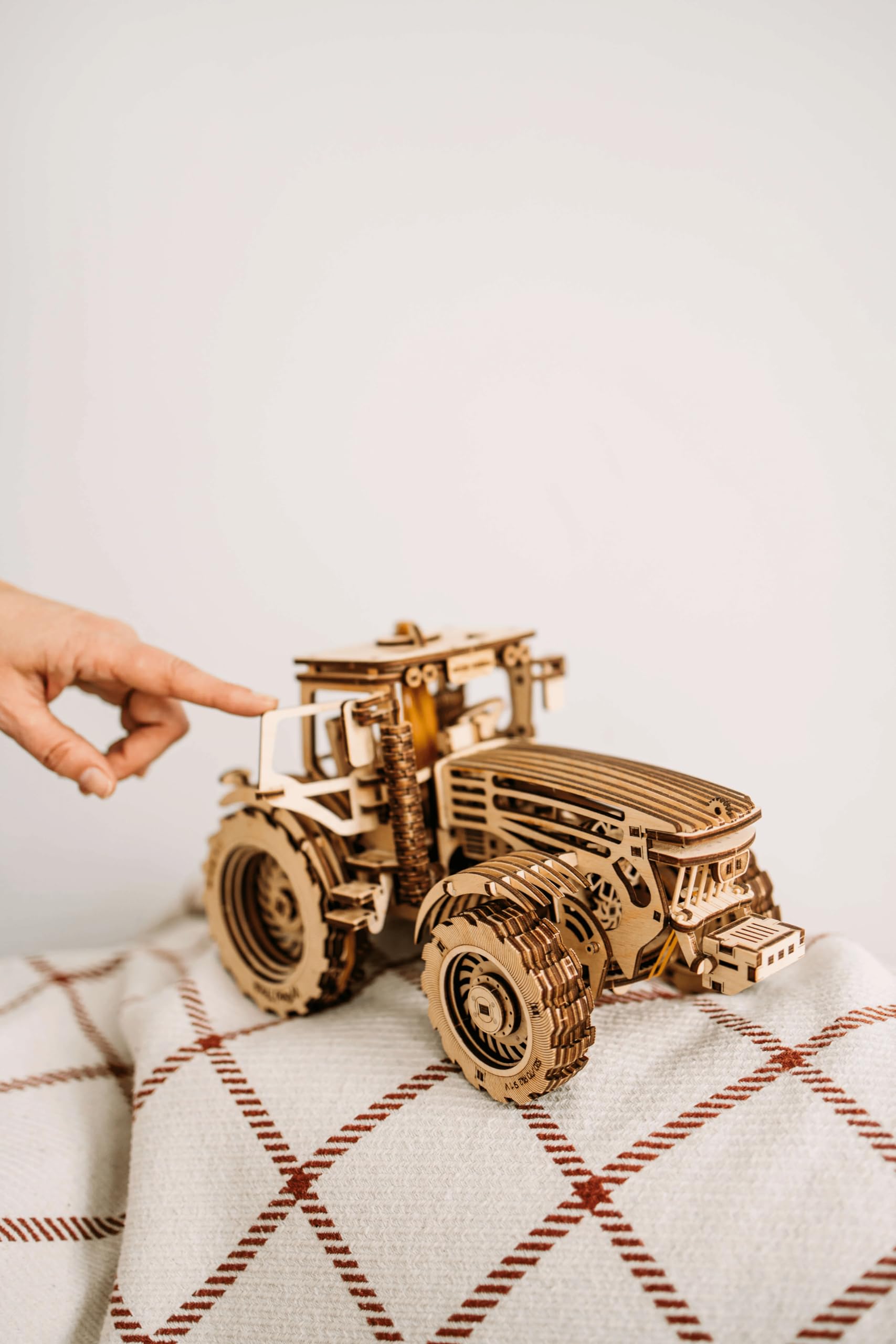 Wood Trick Wooden Mechanical Tractor Model Kit to Build for Adults and Kids - 11x7″ - 2 Speeds - Wooden 3D Puzzles for Adults and Kids to Build - - WoodArtSupply