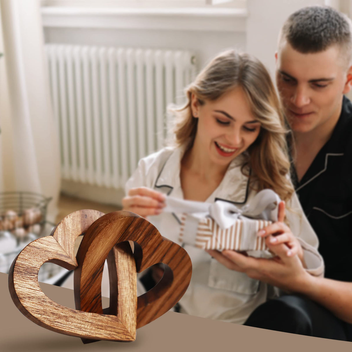 Valentine's Day Romantic Heart Gifts for Her, Handmade Wood Hearts Shape for Couple Wife Husband Wedding Anniversary Birthday Present (Linked Hearts Lightzz