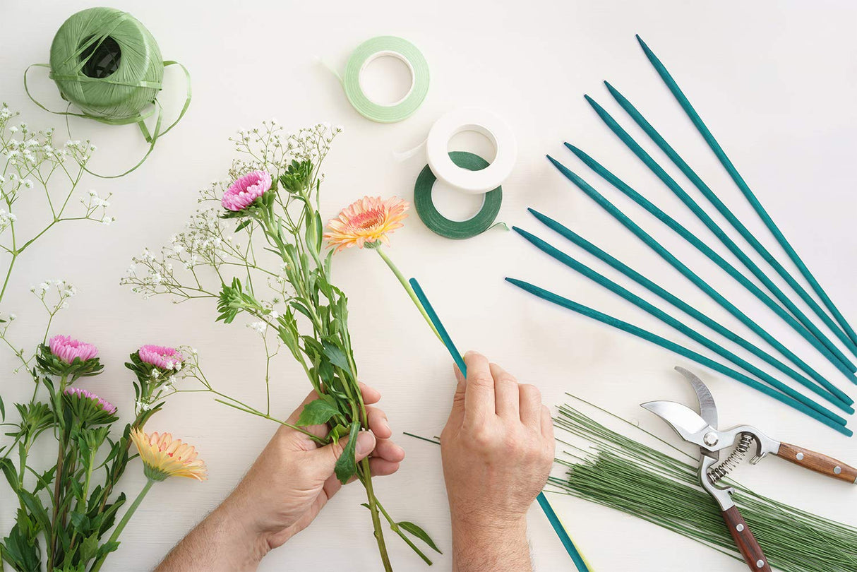 Garden Wood Plant Stakes Green Bamboo Sticks,HAINANSTRY Sturdy Floral Plant Support Stakes Wooden,Wooden Sign Posting Garden Sticks(25 Pack 18 HAINANSTRY