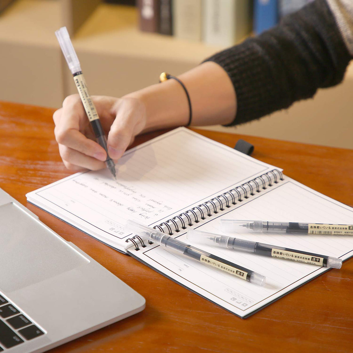 12 Pieces Rolling Ball Pens, Quick-Drying Ink 0.5 mm Extra Fine Point Pens Liquid Ink Pen Rollerball Pens (Black Ink) Frienda