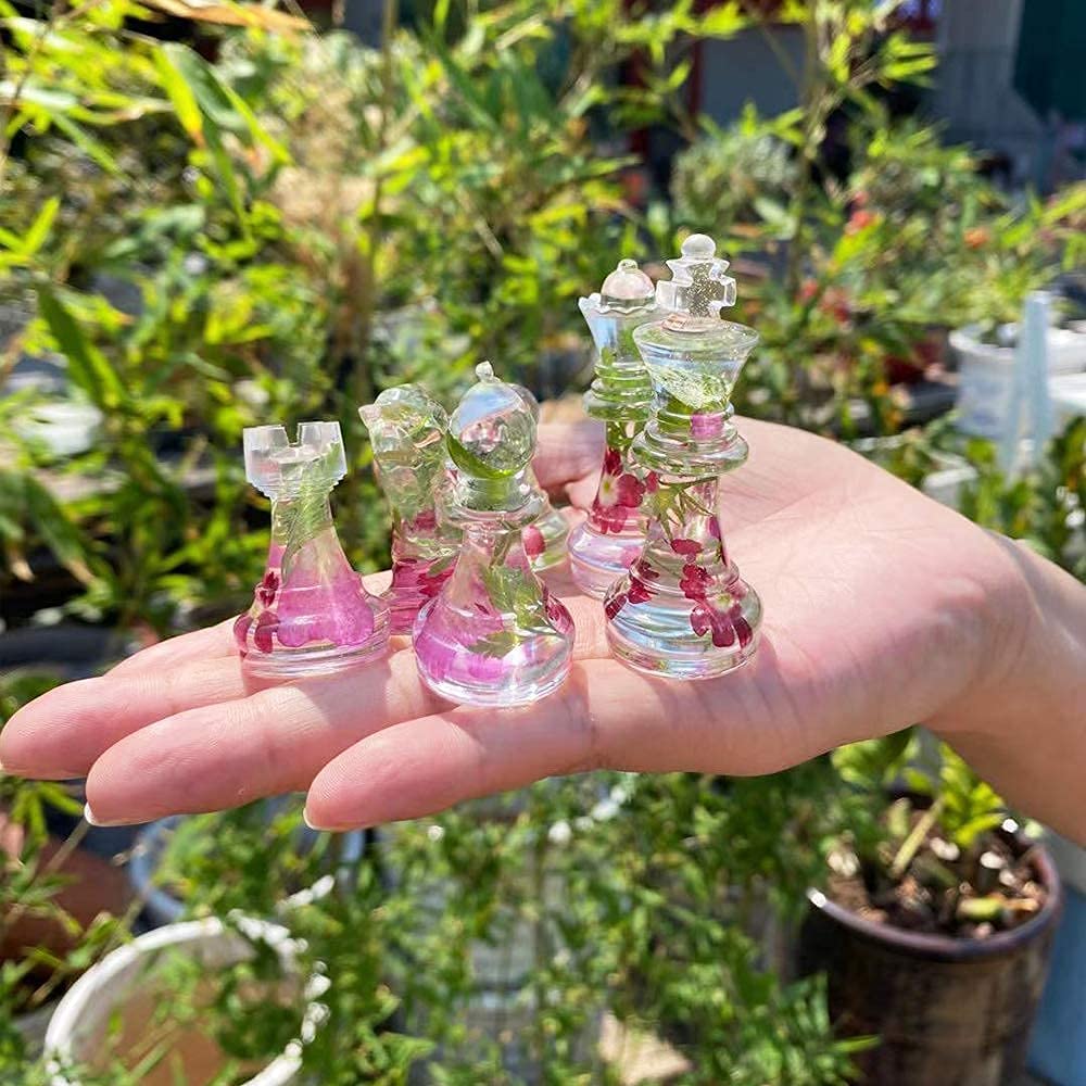 RESINWORLD 12 inches XL Large Checkers Chess Board Mold for Resin, 16 Pieces Full Size 3D Silicone Chess Piece Mold for Epoxy Resin, Chess Resin Mold ResinWorld