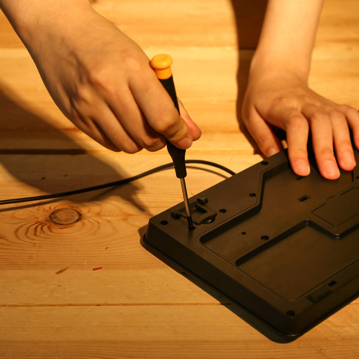 DEKOPRO 208 Piece Tool Set,General Household Hand Tool Kit, Auto Repair Tool Box with Plastic Toolbox Storage Case DEKOPRO