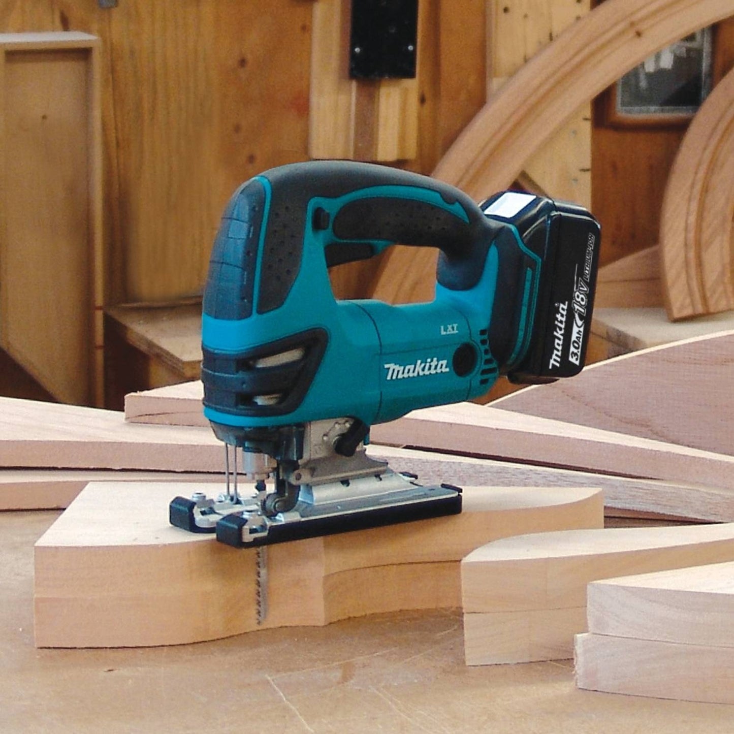 Makita XVJ03 18V LXT Lithium-Ion Cordless Jig Saw Kit (3.0Ah)