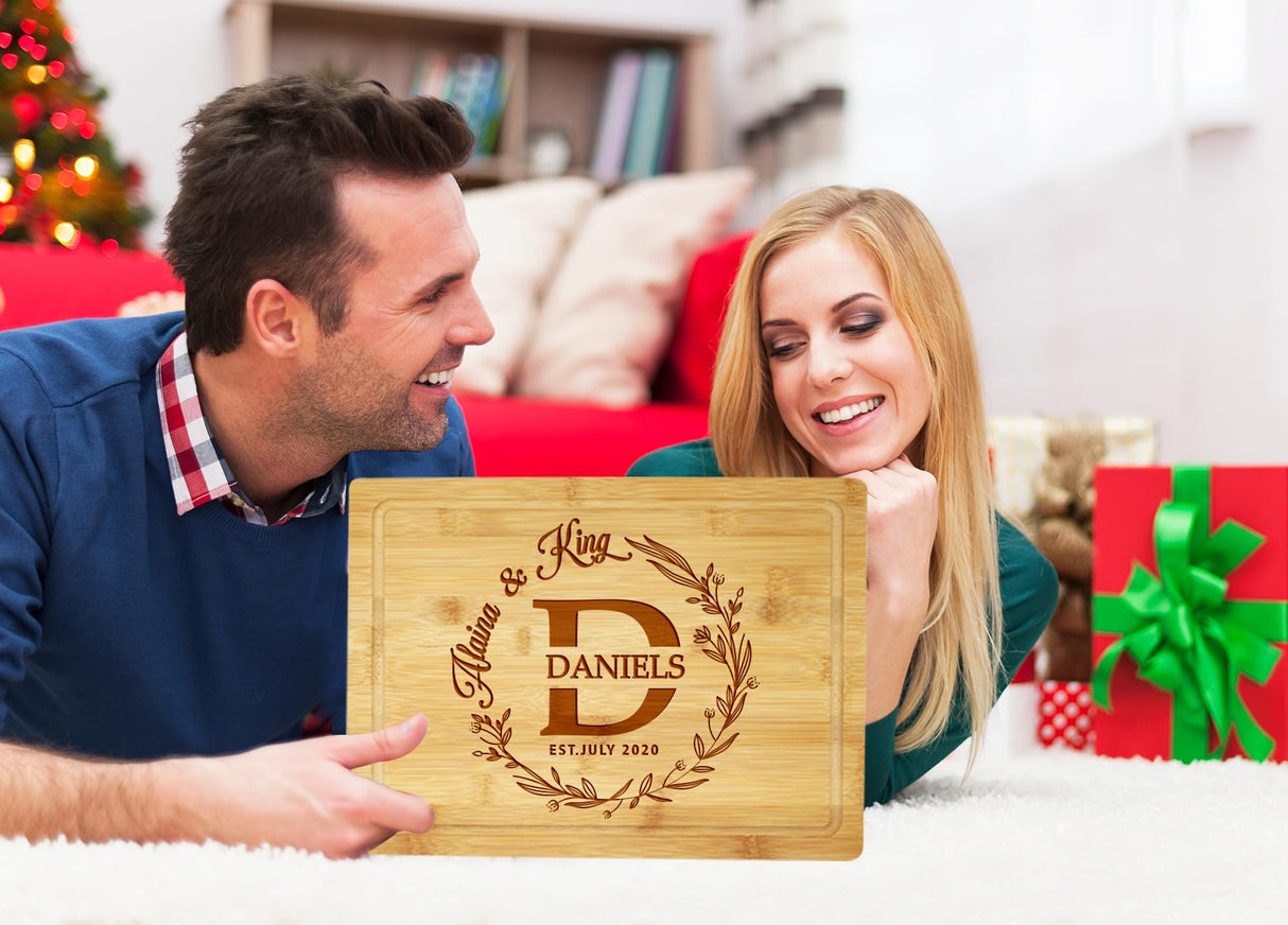 Silverhill Design Customized Love: Personalized Engraved Wood Cutting Boards for Couples - Ideal Gift for Weddings, Anniversaries, Housewarming and Silverhill Design