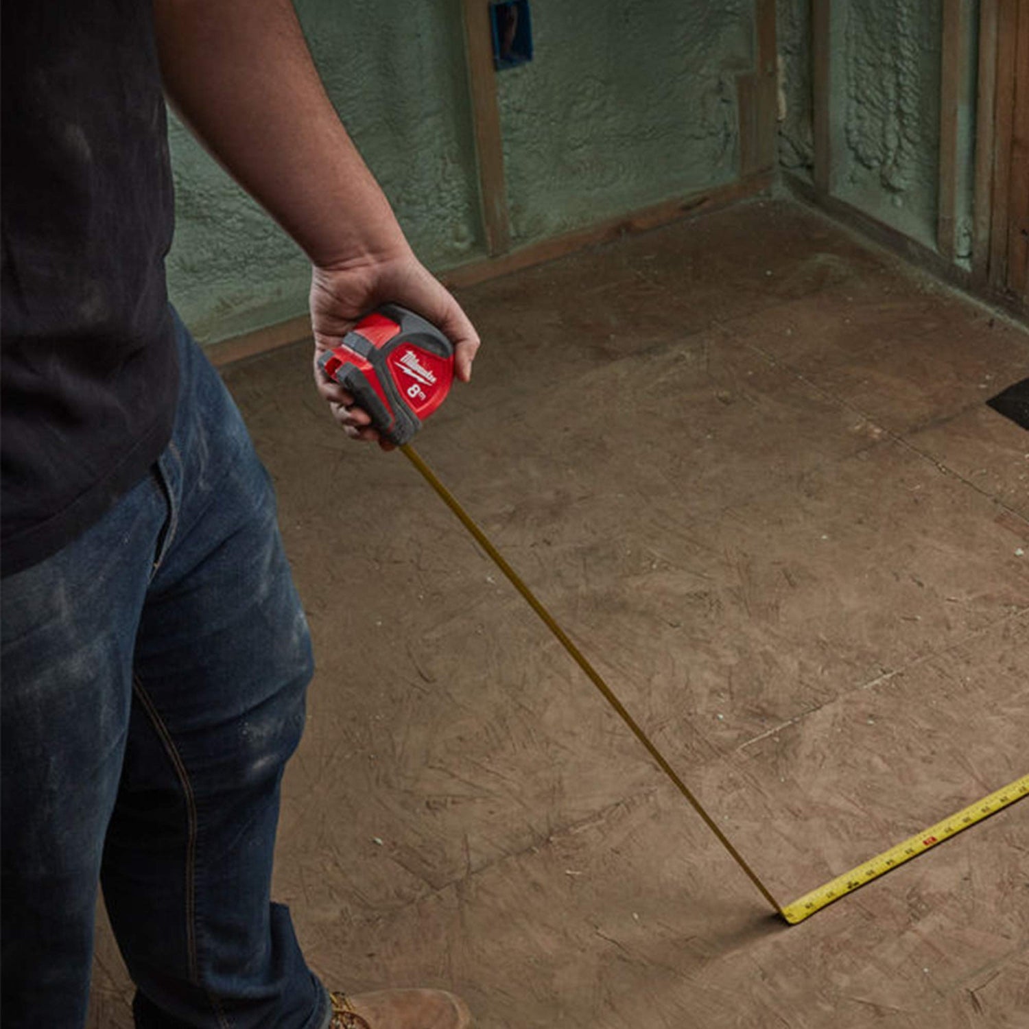 Milwaukee 4932459596 8m/26ft Pro Compact Tape Measure, Red Milwaukee