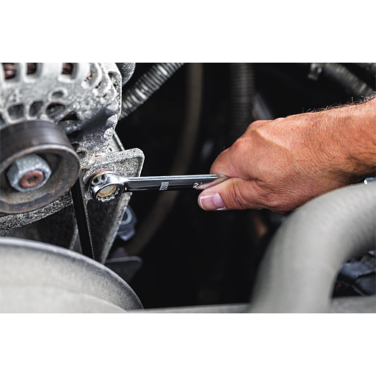 DEWALT Mechanics Tool Set, 1/4" & 3/8" & 1/2" Drive, SAE/Metric, 205-piece (DWMT81534) DEWALT