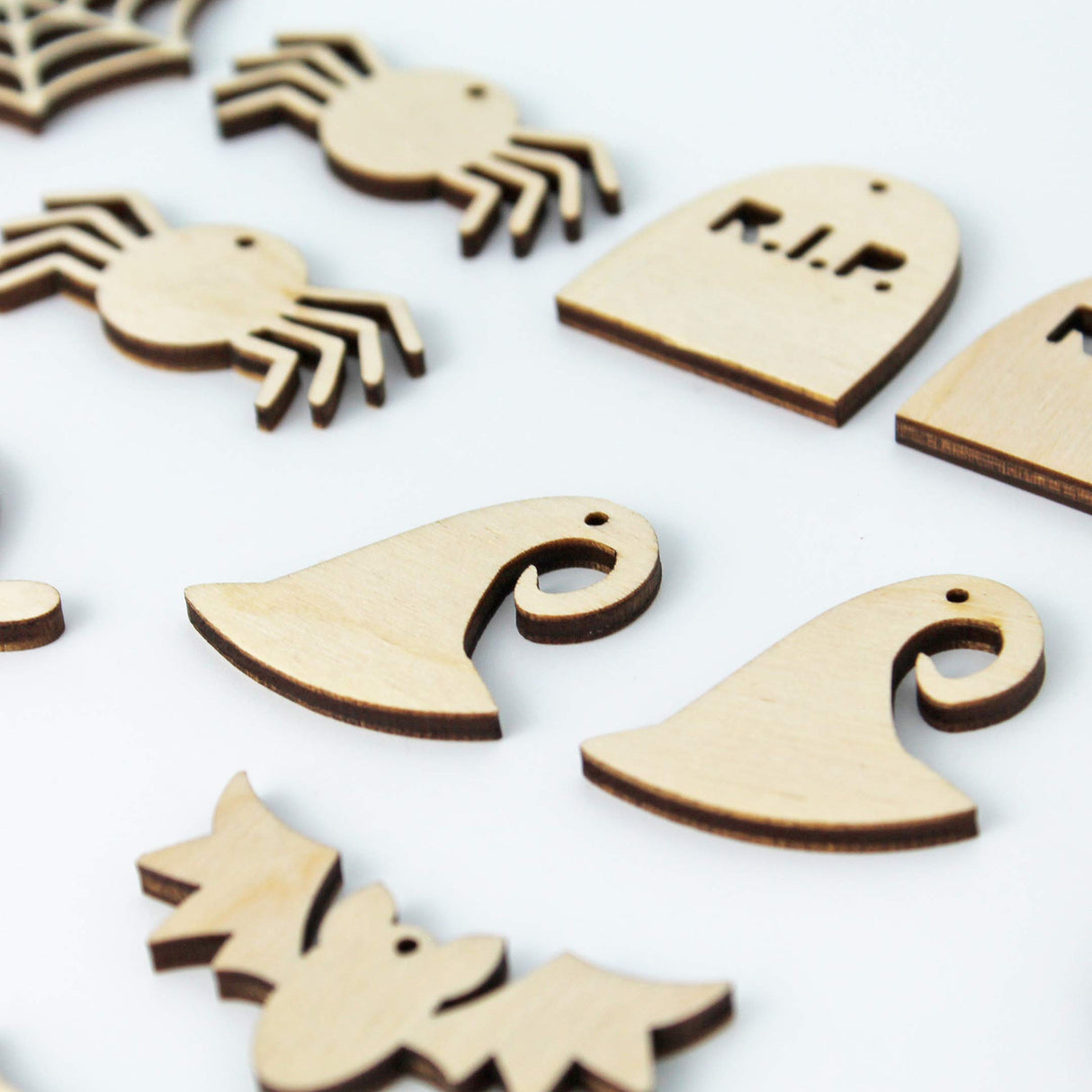 20 Halloween Unfinished Wood Laser Cut Earring Earrings Jewelry Crafts Blanks Owl,Ghost,Moon,Cat,Spider,Spiderweb,Pumpkin,Bat,Witch Hat,Tombstone Texan Wood Crafts