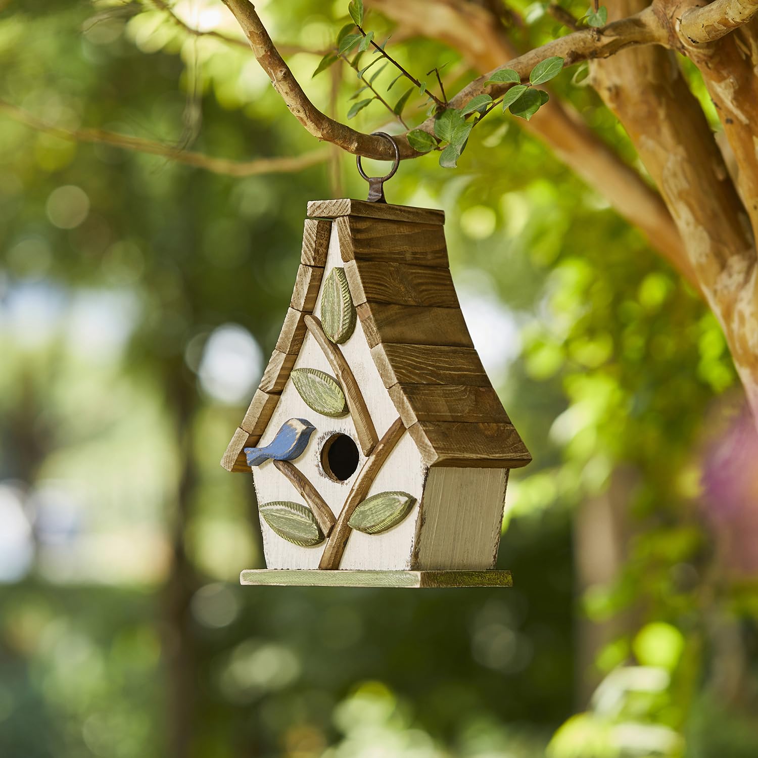 Glitzhome 9.5" H Garden Hanging Bird House Distressed Solid Wood Decorative Birdhouse with Natural Wood Pallet Roof and 3D Tree for Outdoors,Washed glitzhome