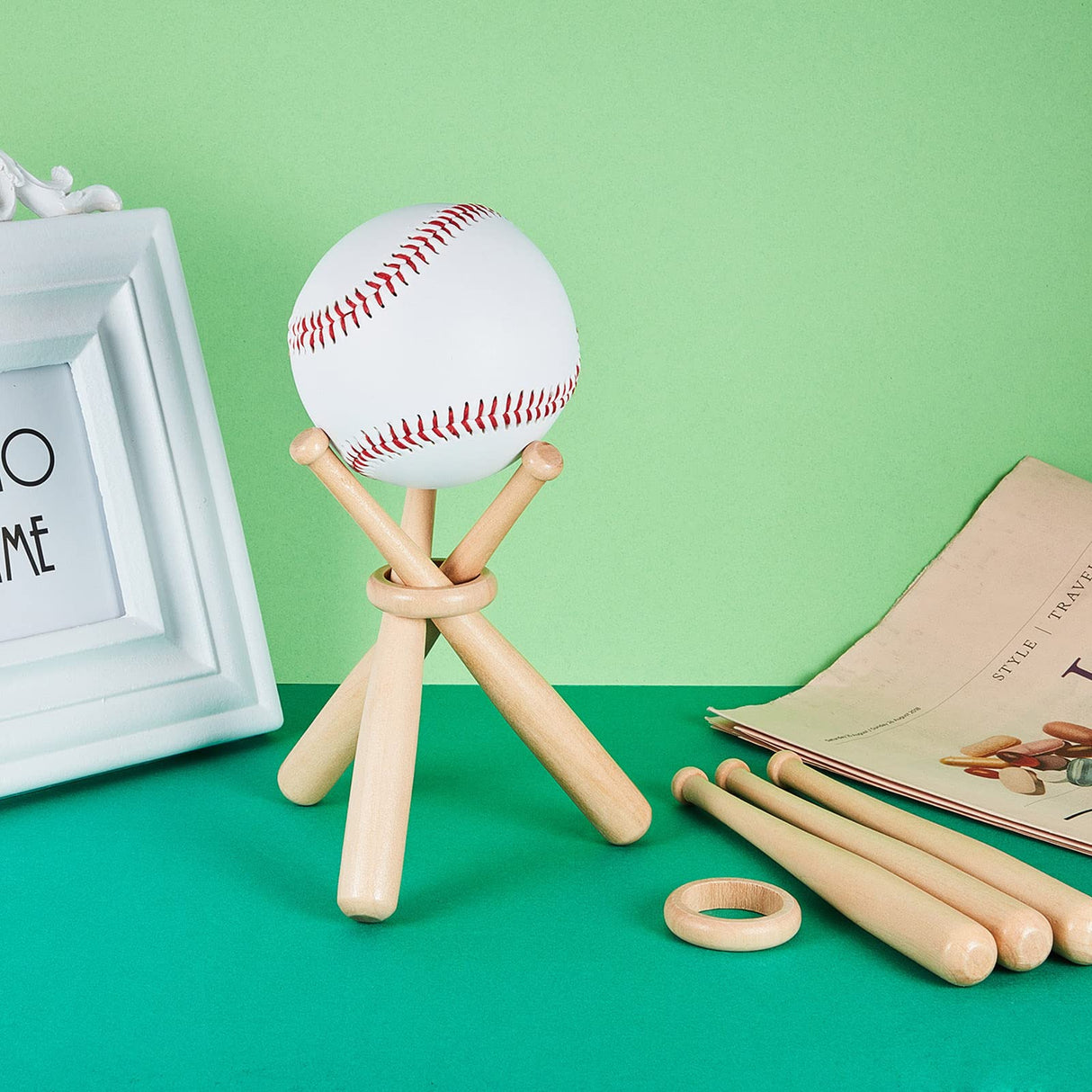 Maitys Wooden Baseball Stand Display Holder with Mini Baseball Bats and Wooden Circles for Baseball Players Fans (8) Maitys