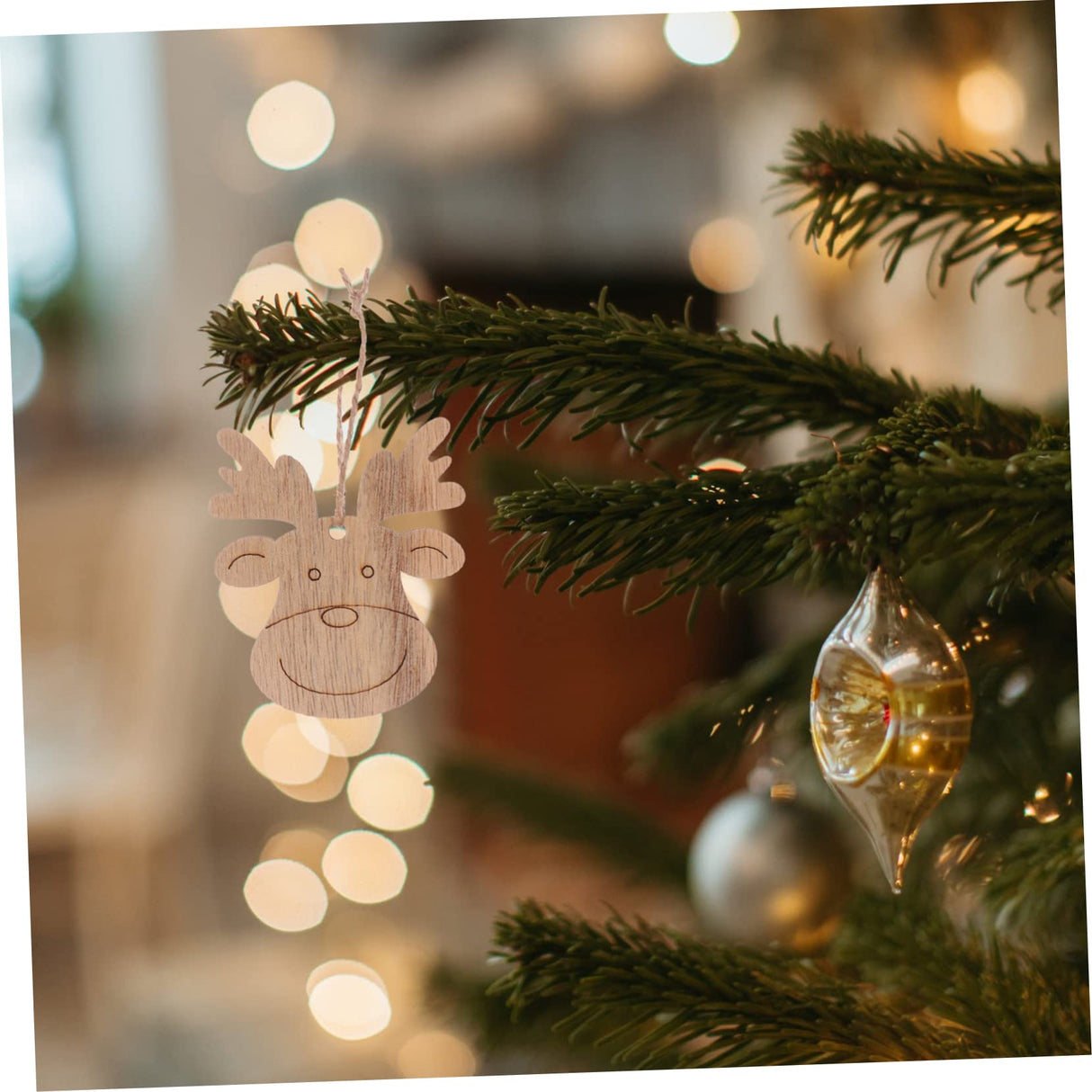 EXCEART 60 Pcs Christmas Deer Pendant Deer Head Wood Cutouts Wooden Deer Head Christmas Ornaments Reindeer Wooden Decor Christmas Tree Decorations EXCEART