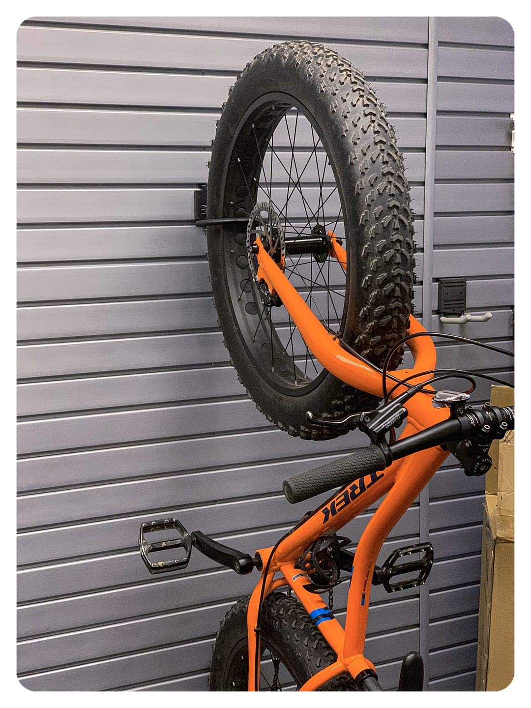 HandiWall Fat Tire Bike Hook with Locking Bracket for Bicycle Storage on Garage Slatwall Panels HandiWall