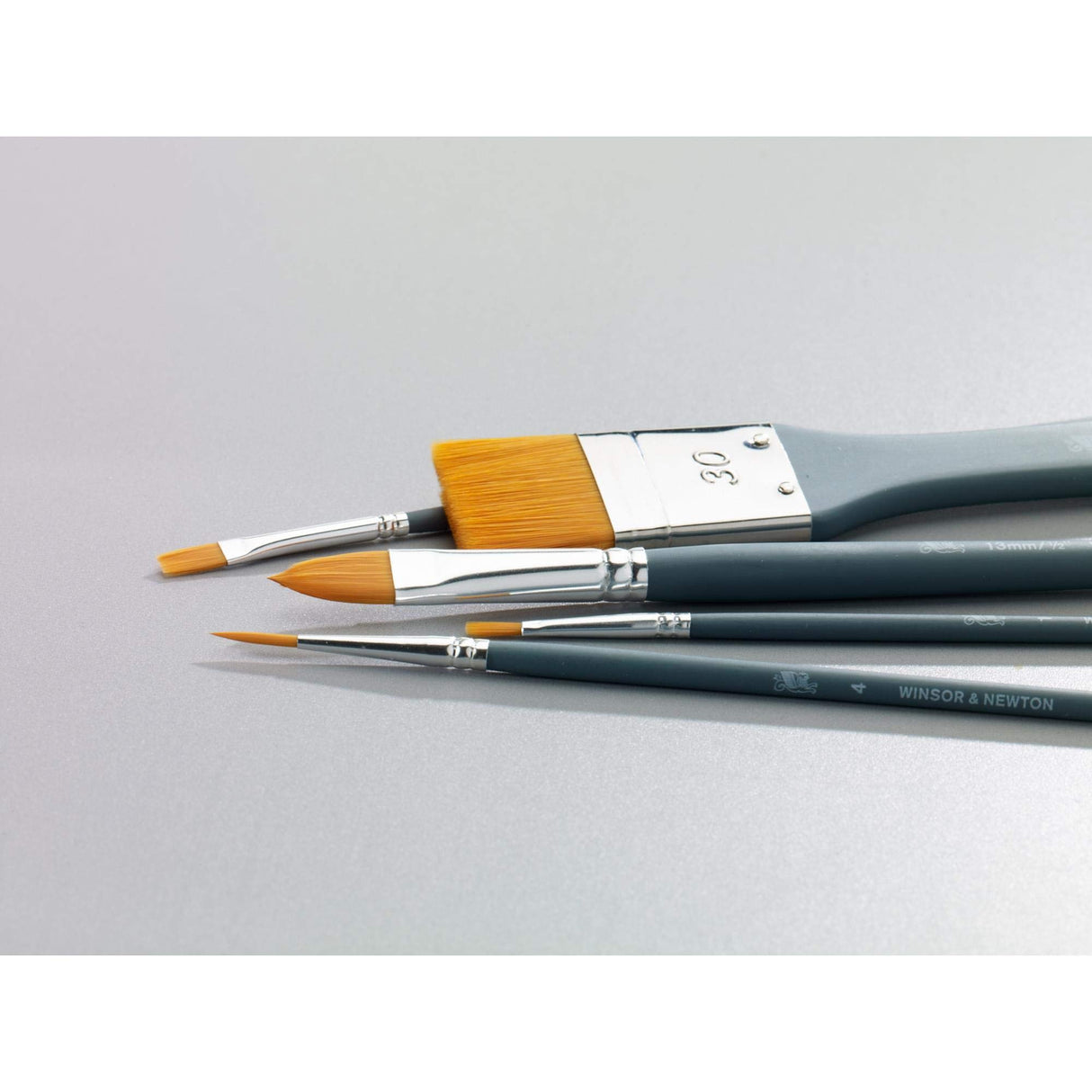 Winsor & Newton Foundation Water Colour Short Handle 6 Pack Brush, 7 x 1 x 4.3 cm, Multicolor Winsor & Newton