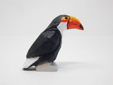 Selsela Toucan Bird Figurine Statue Tropical Yellow Beak Decor Miniature Sculpture Art Wood Carving Selsela